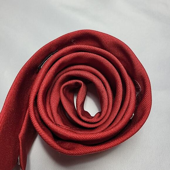 Christian Dior Tie Solid Red Embroidery Logo Designer Skinny Business Vintage - Picture 2 of 7